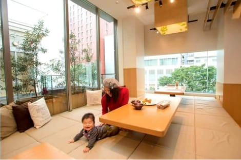 ケヤキカフェの内観1