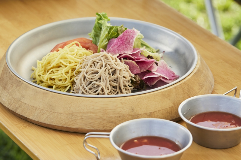 サラダトマトつけ麺