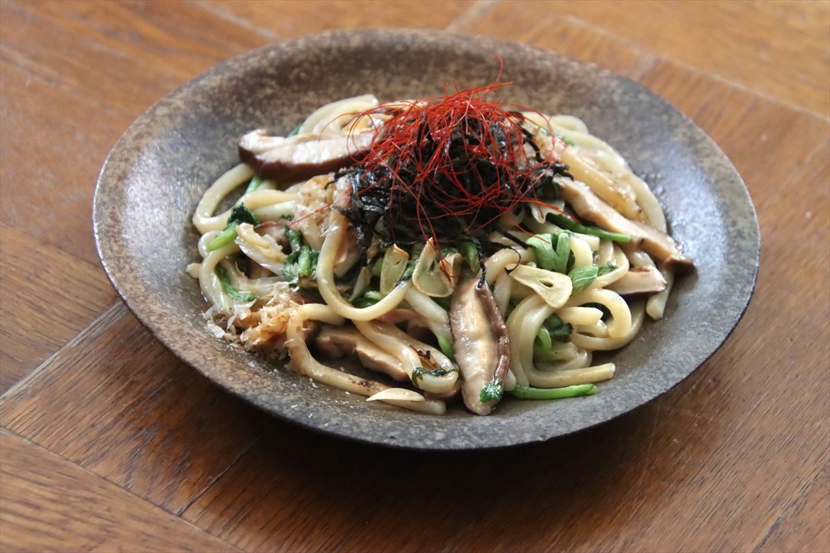 春菊の和風ペペポン焼きうどん
