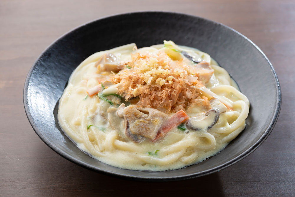 体ぽかぽかあんかけうどん～奈良をぎゅっとひと皿に～（奈良県立磯城野高等学校　妃佳葵うどん研究部さん作品）